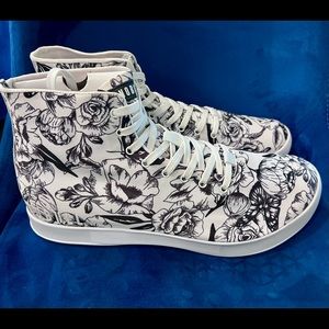 NOBULL Floral Canvas Trainer High Top Sneaker Trainers Size 12.5